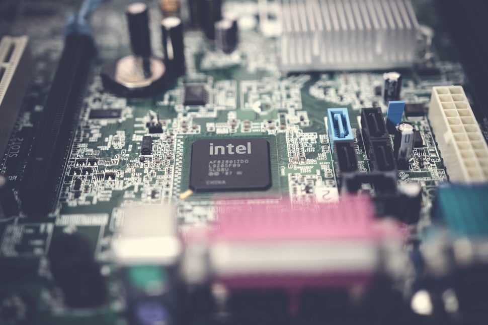 Intel's new facility could give their company a significant boost in the future. ¦ Pok Rie /  Pexels
