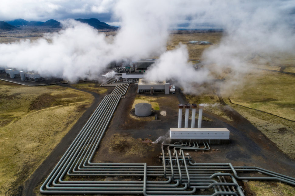Hellisheidi Geothermal Power Plant | Johann Helgason / Shutterstock.com