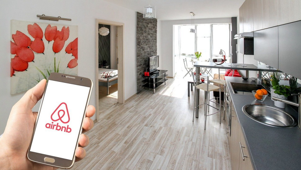 An image of Airbnb in app in an apartment background